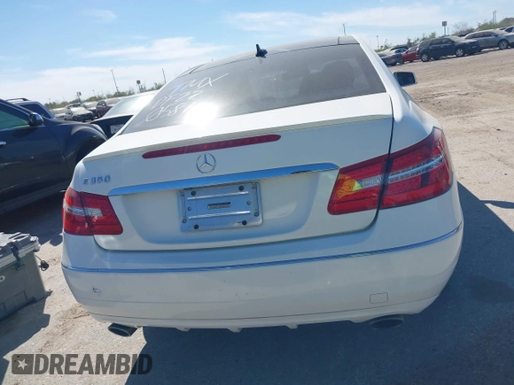 2013 Mercedes-Benz E 350 with VIN WDDKJ5KB1DF220581, listed as a IAAI auction lot 41809947 with 99,775 mi miles and . Bid and sale history available at DreamBid. Image 16.