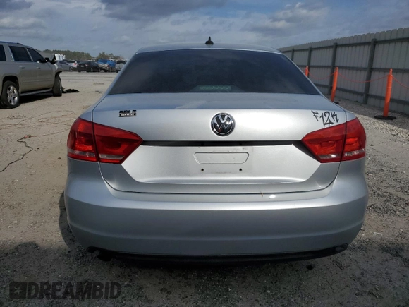 2014 Volkswagen Passat S with VIN 1VWAS7A30EC092486, listed as a Copart auction lot 87487514 with 15,800 mi miles and Salvage Title. Bid and sale history available at carsss.com. Image 6.