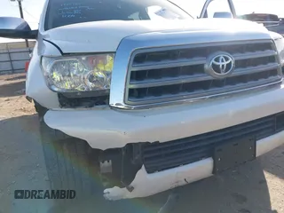 2015 Toyota Sequoia Platinum with VIN 5TDDW5G1XFS121006, listed as a IAAI auction lot 41359331 with 146,031 mi miles and . Bid and sale history available at DreamBid. Image 6.