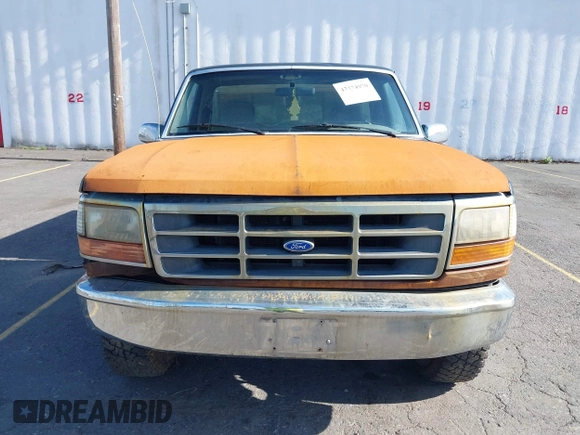 1995 Ford F-250 с VIN 2FTHF25H9SCA43128, выставлен на аукционе IAAI как лот 42374970 с пробегом Не указан миль и . История ставок и продаж доступна на DreamBid. Изображение 6.