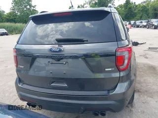 2018 Ford Explorer Sport z VIN 1FM5K8GT3JGC47533, wystawiony jako IAAI lot #42548905 z przebiegiem 163 039 mil mil oraz . Historia ofert i sprzedaży dostępna na DreamBid. Obrazek 17.