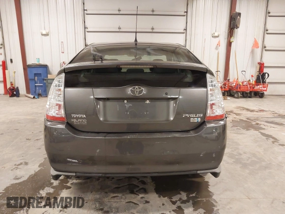 2008 Toyota Prius with VIN JTDKB20UX83445633, listed as a IAAI auction lot 41466073 with 174,024 mi miles. Bid and sale history available at carsss.com. Image 17.