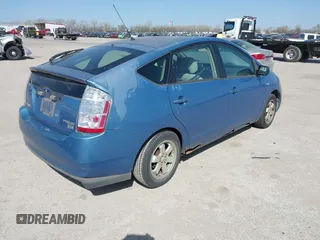 2006 Toyota Prius with VIN JTDKB20U567500432, listed as a IAAI auction lot 41854835 with Not Provided miles and . Bid and sale history available at carsss.com. Image 4.