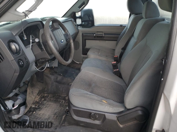 2014 Ford F-250 XL z VIN 1FDBF2A63EEB52351, wystawiony jako Copart lot #72956934 z przebiegiem 263 040 mil mil oraz Szkoda całkowita • Salvage title. Historia ofert i sprzedaży dostępna na DreamBid. Obrazek 7.
