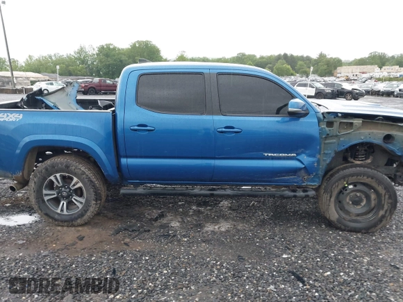 2017 Toyota Tacoma SR5 z VIN 3TMCZ5AN3HM059269, wystawiony jako IAAI lot #42231882 z przebiegiem 127 092 mil mil oraz . Historia ofert i sprzedaży dostępna na DreamBid. Obrazek 13.