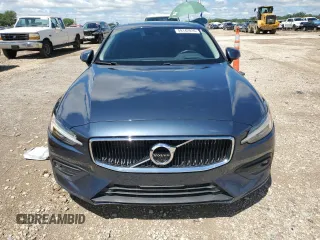 2019 Volvo S60 Momentum with VIN 7JRA22TKXKG017813, listed as a Copart auction lot 59142014 with 59,657 mi miles and Salvage Title. Bid and sale history available at carsss.com. Image 5.