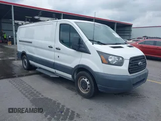 2017 Ford Transit z VIN 1FTYE2YM5HKB55411, wystawiony jako IAAI lot #42362015 z przebiegiem 73 120 mil mil oraz . Historia ofert i sprzedaży dostępna na DreamBid. Obrazek 1.