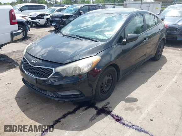2014 Kia Forte LX with VIN KNAFK4A67E5191924, listed as a IAAI auction lot 41858920 with 198,652 mi miles. Bid and sale history available at carsss.com. Image 2.