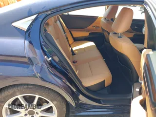 2022 Lexus ES 350 z VIN 58ADZ1B12NU135987, wystawiony jako IAAI lot #42216317 z przebiegiem 55 515 mil mil oraz . Historia ofert i sprzedaży dostępna na DreamBid. Obrazek 8.