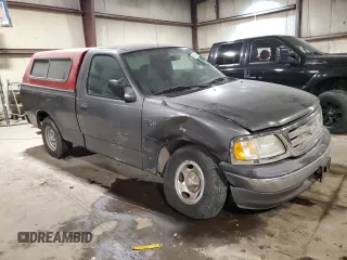 2003 Ford F-150 XL с VIN 2FTRF17223CA11632, выставлен на аукционе Copart как лот 84351334 с пробегом 110 200 миль миль и Списание • Salvage title. История ставок и продаж доступна на DreamBid. Изображение 4.