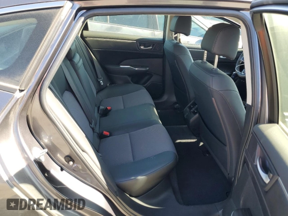 2018 Honda Clarity Plug-In Hybrid with VIN JHMZC5F16JC006069, listed as a Copart auction lot 61131514 with 131,231 mi miles and Salvage Title. Bid and sale history available at carsss.com. Image 10.