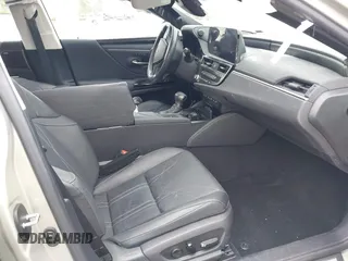 2022 Lexus ES 300h Luxury with VIN 58AEA1C13NU014248, listed as a IAAI auction lot 42057739 with 16,339 mi miles and . Bid and sale history available at DreamBid. Image 5.