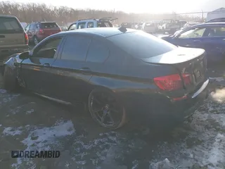 2014 BMW M5 z VIN WBSFV9C54ED097333, wystawiony jako IAAI lot #41441774 z przebiegiem 90 152 mil mil oraz . Historia ofert i sprzedaży dostępna na DreamBid. Obrazek 3.