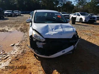 2018 Ford Focus SE with VIN 1FADP3F23JL220312, listed as a Copart auction lot 46903995 with 128,549 mi miles and Salvage Title. Bid and sale history available at carsss.com. Image 10.