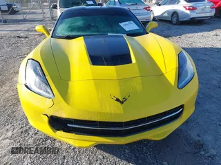 2014 Chevrolet Corvette Z51 3LT z VIN 1G1YL2D79E5118838, wystawiony jako IAAI lot #41815392 z przebiegiem Nie podano mil oraz . Historia ofert i sprzedaży dostępna na DreamBid. Obrazek 10.