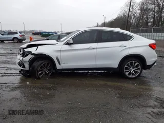 2018 BMW X6 xDrive35i with VIN 5UXKU2C52J0Z62462, listed as a IAAI auction lot 41719720 with 61,522 mi miles. Bid and sale history available at carsss.com. Image 14.