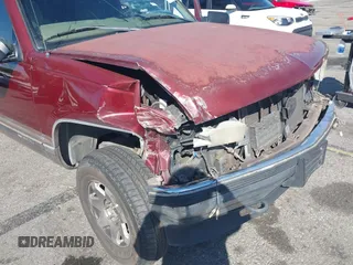 1997 Chevrolet Silverado 1500 with VIN 1GCEK19R4VE261195, listed as a IAAI auction lot 41637380 with 221,662 mi miles and . Bid and sale history available at DreamBid. Image 6.