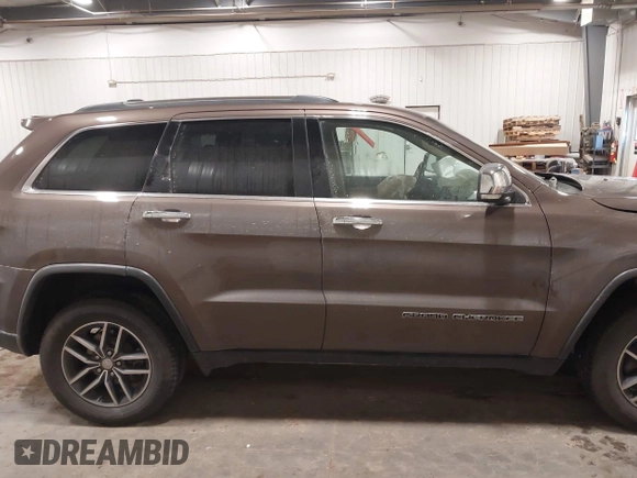 2018 Jeep Grand Cherokee Limited with VIN 1C4RJFBG2JC139502, listed as a IAAI auction lot 41372877 with 145,877 mi miles and . Bid and sale history available at DreamBid. Image 12.
