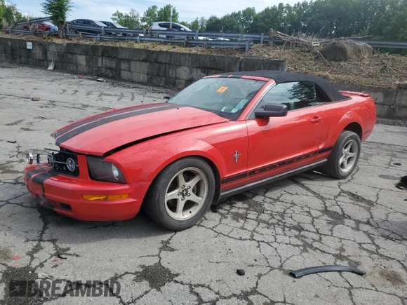 2007 Ford Mustang Deluxe with VIN 1ZVFT84N675331505, listed as a Copart auction lot 63427135 with 188,628 mi miles and Salvage title. Bid and sale history available at DreamBid. Image 1.