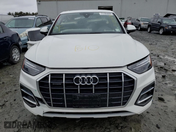 2021 Audi Q5 Premium with VIN WA1AAAFYXM2002847, listed as a Copart auction lot 71785692 with 25,650 mi miles. Bid and sale history available at carsss.com. Image 5.