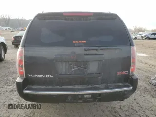 2011 GMC Yukon XL Denali z VIN 1GKS2MEF9BR378196, wystawiony jako Copart lot #42394455 z przebiegiem 257 736 mil mil oraz Szkody całkowita. Historia ofert i sprzedaży dostępna na DreamBid. Obrazek 6.