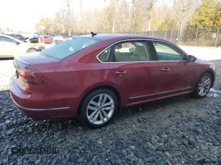 2018 Volkswagen Passat SEL Premium z VIN 1VWCA7A36JC014669, wystawiony jako Copart lot #46847095 z przebiegiem 77 640 mil mil oraz Czysty tytuł • Clean title. Historia ofert i sprzedaży dostępna na DreamBid. Obrazek 3.