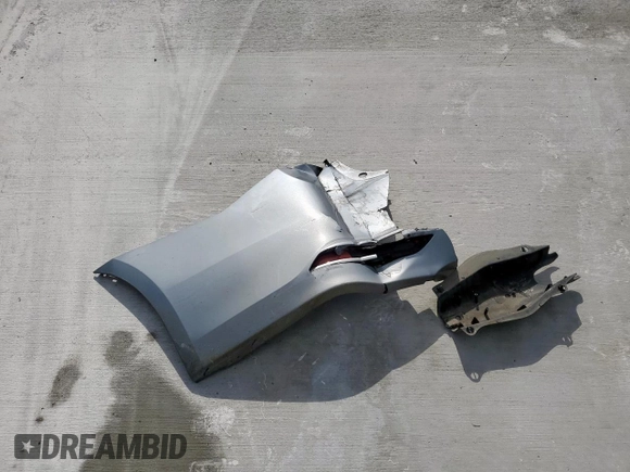 2016 Acura TLX z VIN 19UUB1F38GA005889, wystawiony jako Copart lot #58814845 z przebiegiem 118 447 mil mil oraz Szkoda całkowita • Salvage title. Historia ofert i sprzedaży dostępna na DreamBid. Obrazek 12.