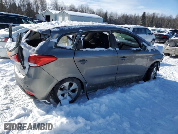 2014 Kia Rondo LX with VIN KNAHT8A39E7066804, listed as a Copart auction lot 45564905 with Not Provided miles and Non Repairable. Bid and sale history available at carsss.com. Image 3.