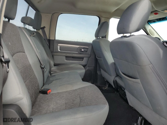 2018 Ram 3500 SLT with VIN 3C63R3HLXJG181454, listed as a Copart auction lot 46453835 with 401,994 mi miles and Clean Title. Bid and sale history available at carsss.com. Image 10.