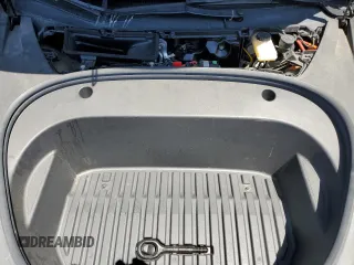 2023 Tesla Model 3 z VIN 5YJ3E1EA3PF385877, wystawiony jako Copart lot #54708335 z przebiegiem 20 902 mil mil oraz Szkoda całkowita • Salvage title. Historia ofert i sprzedaży dostępna na DreamBid. Obrazek 11.
