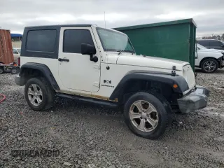 2008 Jeep Wrangler X z VIN 1J4FZ24168L526507, wystawiony jako Copart lot #85711354 z przebiegiem 204 531 mil mil oraz Szkoda całkowita • Salvage title. Historia ofert i sprzedaży dostępna na DreamBid. Obrazek 4.