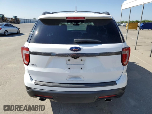 2019 Ford Explorer XLT z VIN 1FM5K7D80KGA73464, wystawiony jako Copart lot #57432355 z przebiegiem 54 822 mil mil oraz Szkoda całkowita • Salvage title. Historia ofert i sprzedaży dostępna na DreamBid. Obrazek 6.