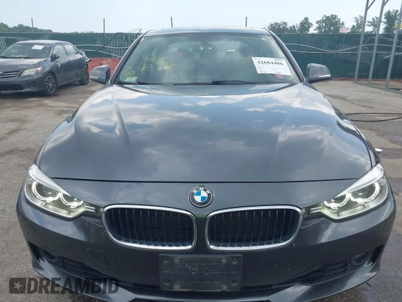 2014 BMW 3 Series 328i xDrive с VIN WBA3B5C50EF959198, выставлен на аукционе IAAI как лот 42684406 с пробегом 92 187 миль миль и . История ставок и продаж доступна на DreamBid. Изображение 12.