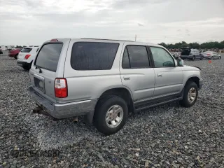 2002 Toyota 4Runner SR5 z VIN JT3GN86R220227055, wystawiony jako Copart lot #59354055 z przebiegiem 306 121 mil mil oraz Czysty tytuł • Clean title. Historia ofert i sprzedaży dostępna na DreamBid. Obrazek 3.