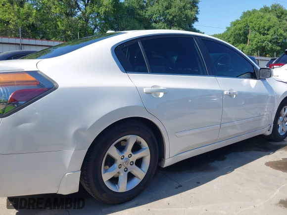 2007 Nissan Altima 2.5 with VIN 1N4AL21E77N476931, listed as a IAAI auction lot 41978623 with 182,607 mi miles. Bid and sale history available at carsss.com. Image 19.
