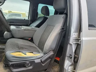 2015 Ford F-250 Lariat z VIN 1FT7W2BTXFEB10761, wystawiony jako IAAI lot #42522911 z przebiegiem 209 886 mil mil oraz . Historia ofert i sprzedaży dostępna na DreamBid. Obrazek 20.