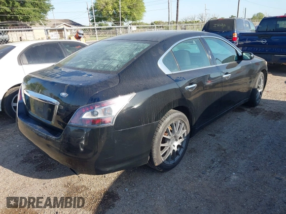 2014 Nissan Maxima S with VIN 1N4AA5AP4EC463104, listed as a IAAI auction lot 42005166 with Not Provided miles and . Bid and sale history available at DreamBid. Image 4.