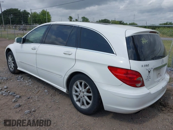 2007 Mercedes-Benz R 3.5L with VIN 4JGCB65E97A051365, listed as a IAAI auction lot 42175374 with Not provided miles and . Bid and sale history available at DreamBid. Image 3.