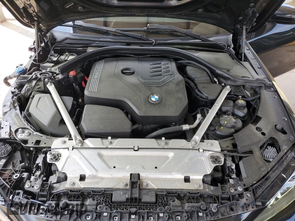 2021 BMW 4 Series 430i z VIN WBA53AP0XMCH56237, wystawiony jako Copart lot #51148215 z przebiegiem 39 686 mil mil oraz Szkoda całkowita • Salvage title. Historia ofert i sprzedaży dostępna na DreamBid. Obrazek 11.