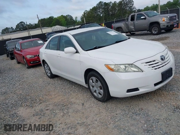 2009 Toyota Camry with VIN 4T1BE46K39U882101, listed as a IAAI auction lot 42033330 with 132,384 mi miles. Bid and sale history available at carsss.com. Image 1.