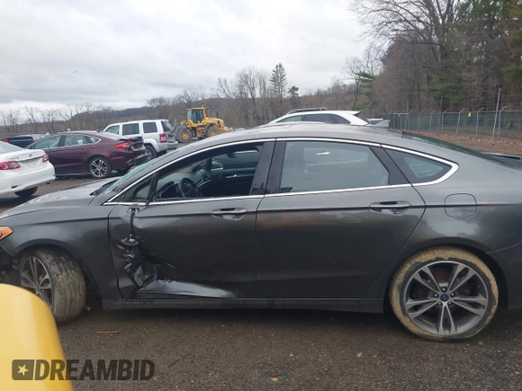 2019 Ford Fusion Titanium with VIN 3FA6P0D93KR124299, listed as a IAAI auction lot 40182478 with 73,408 mi miles. Bid and sale history available at carsss.com. Image 15.