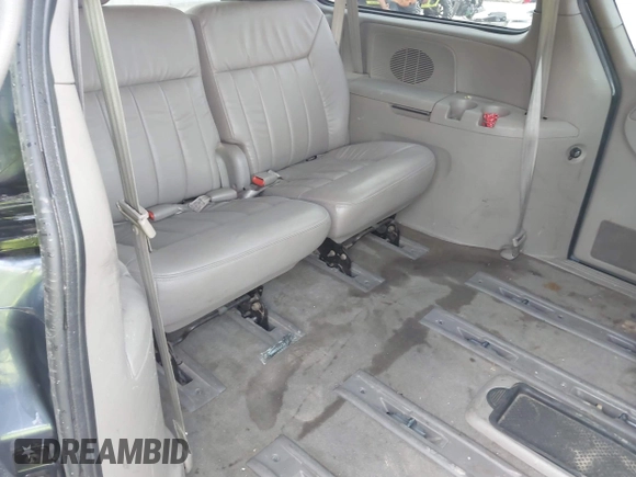 2001 Chrysler Town & Country with VIN 2C4GP54371R356559, listed as a IAAI auction lot 41731368 with 195,903 mi miles and . Bid and sale history available at DreamBid. Image 8.