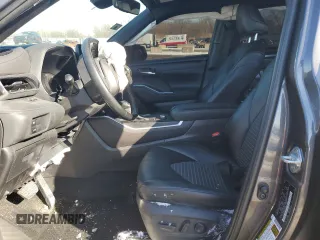 2021 Toyota Highlander XSE with VIN 5TDJZRBH4MS159074, listed as a Copart auction lot 46300285 with 61,541 mi miles and Salvage title. Bid and sale history available at DreamBid. Image 7.