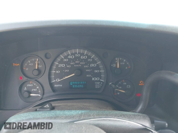 2005 Chevrolet Express Passenger with VIN 1GAHG35U051181753, listed as a IAAI auction lot 42074333 with 335,090 mi miles and . Bid and sale history available at DreamBid. Image 7.