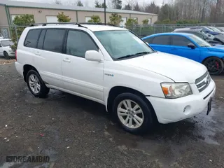 2006 Toyota Highlander Hybrid with VIN JTEDW21AX60012650, listed as a IAAI auction lot 41798397 with 160,737 mi miles. Bid and sale history available at carsss.com. Image 1.