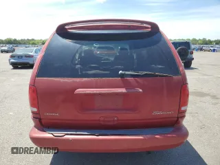 2000 Dodge Caravan SE with VIN 1B4GP44R7YB779226, listed as a Copart auction lot 56919784 with 202,679 mi miles and Salvage Title. Bid and sale history available at carsss.com. Image 6.