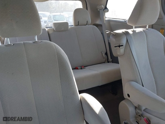2014 Toyota Sienna LE AAS with VIN 5TDKK3DC8ES498784, listed as a IAAI auction lot 41399536 with 164,350 mi miles. Bid and sale history available at carsss.com. Image 8.