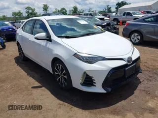 2017 Toyota Corolla L z VIN 2T1BURHEXHC785307, wystawiony jako IAAI lot #42377356 z przebiegiem 88 154 mil mil oraz . Historia ofert i sprzedaży dostępna na DreamBid. Obrazek 1.