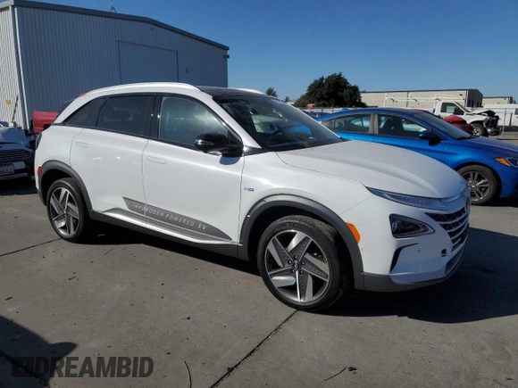 2021 Hyundai NEXO Limited z VIN KM8J84A61MU017049, wystawiony jako Copart lot #74327164 z przebiegiem 14 173 mil mil oraz Czysty tytuł • Clean title. Historia ofert i sprzedaży dostępna na DreamBid. Obrazek 4.
