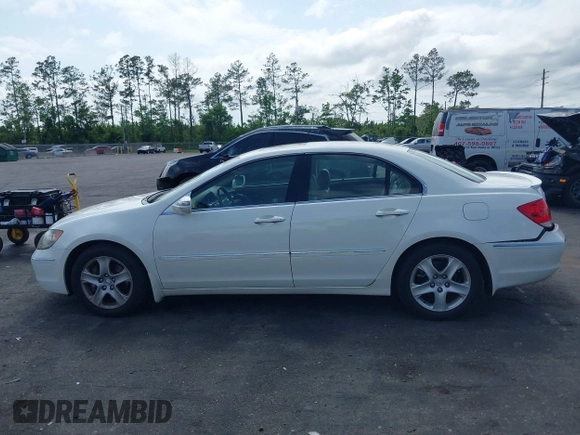 2005 Acura RL with VIN JH4KB16565C018356, listed as a IAAI auction lot 42138971 with 186,437 mi miles and . Bid and sale history available at DreamBid. Image 14.